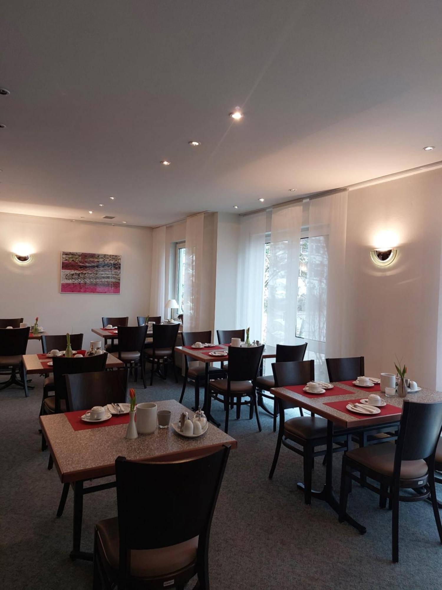 Hotel Zimmermann Filderstadt Eksteriør bilde