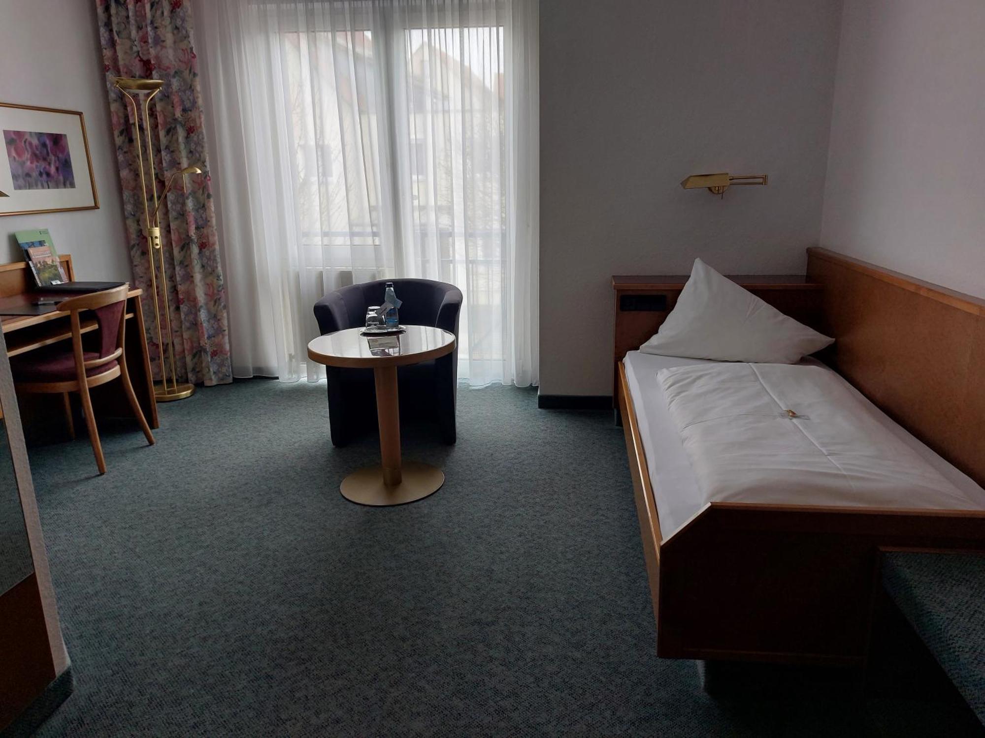 Hotel Zimmermann Filderstadt Eksteriør bilde