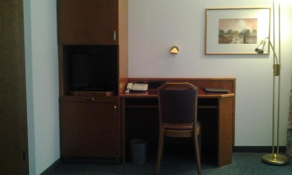 Hotel Zimmermann Filderstadt Eksteriør bilde
